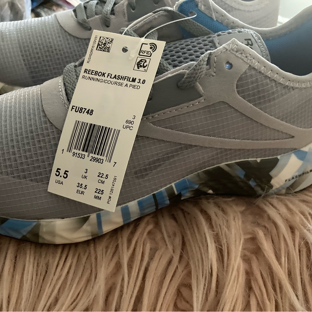 Reebok Flashfilm 3.0 Cross Trainer, True Grey/white/Horizon Blue, Size 5.5. New - Picture 11 of 11